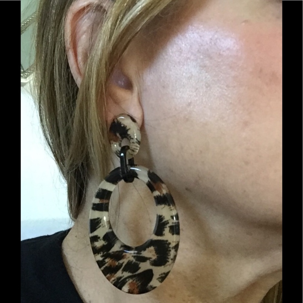 New-leopard print resin acrylic earrings